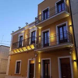Saint George's House & Aparthotel